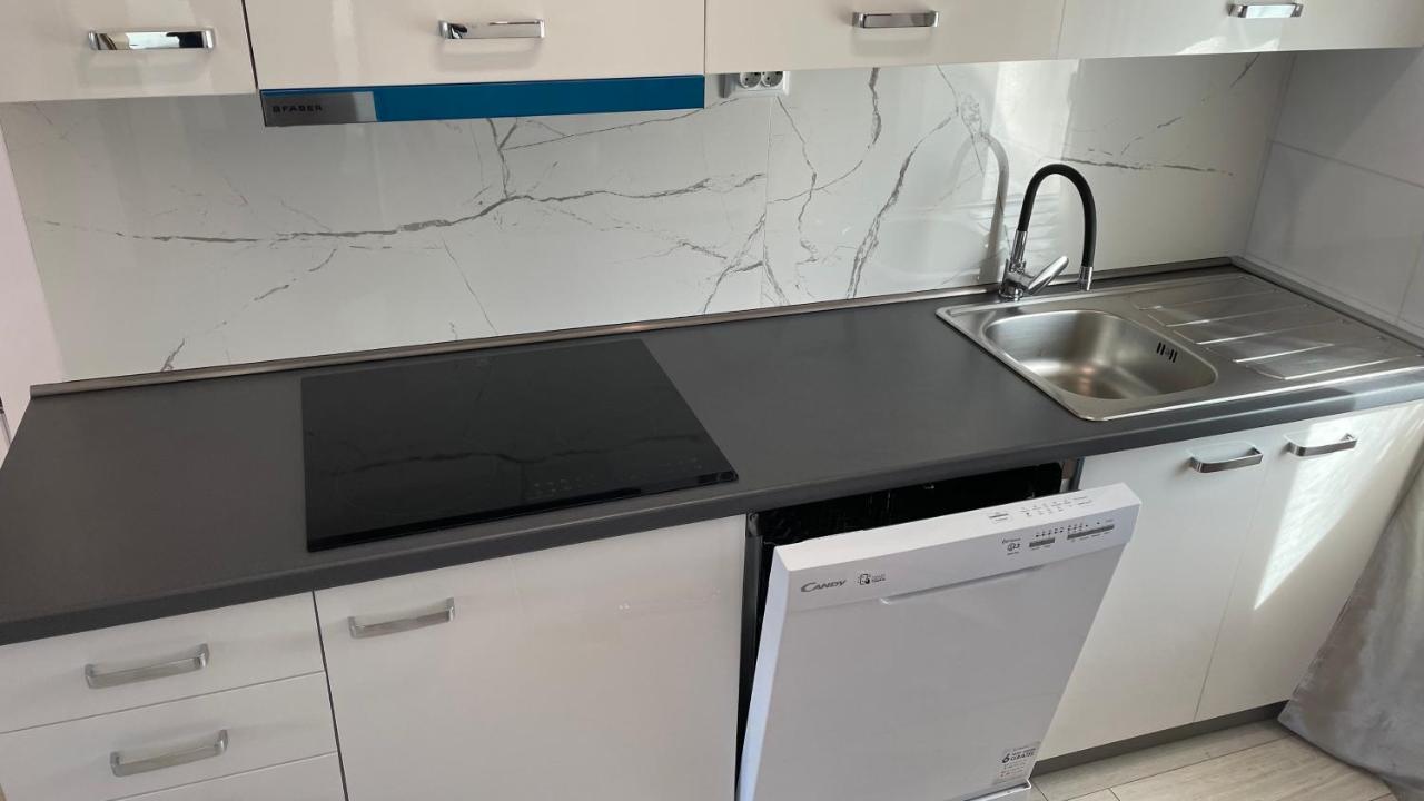 Apartment Roko Vir Ngoại thất bức ảnh
