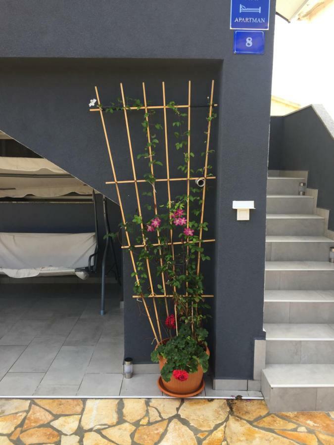 Apartment Roko Vir Ngoại thất bức ảnh