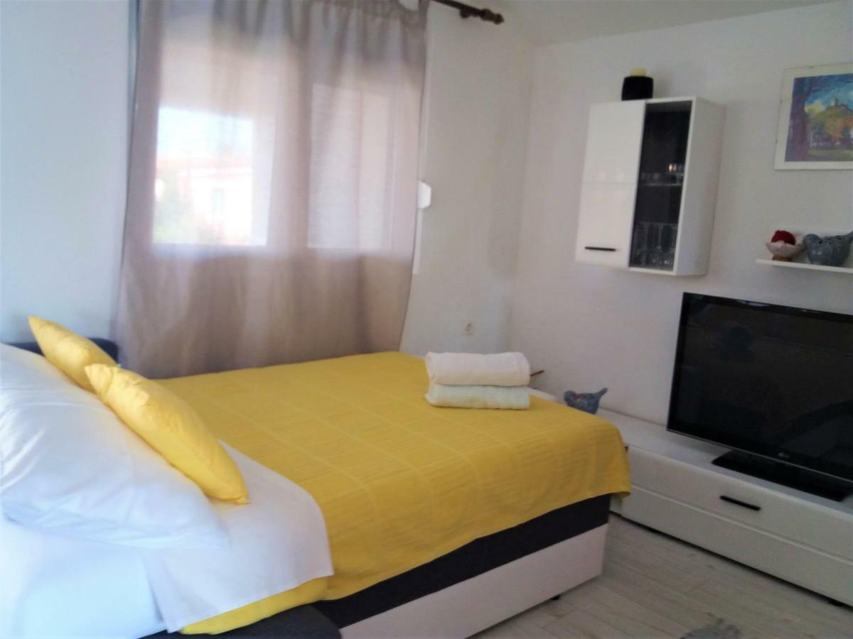 Apartment Roko Vir Ngoại thất bức ảnh